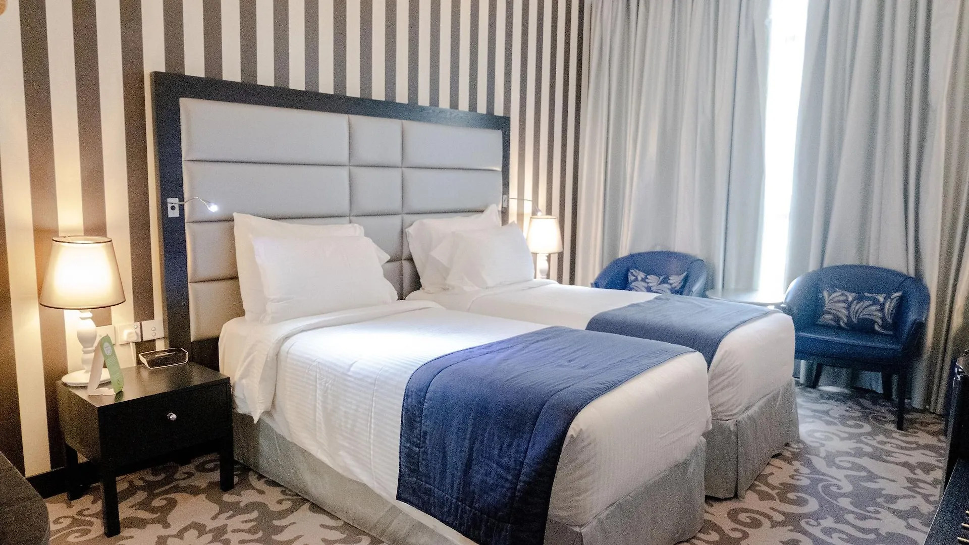 Signature 1 Hotel Tecom Ντουμπάι