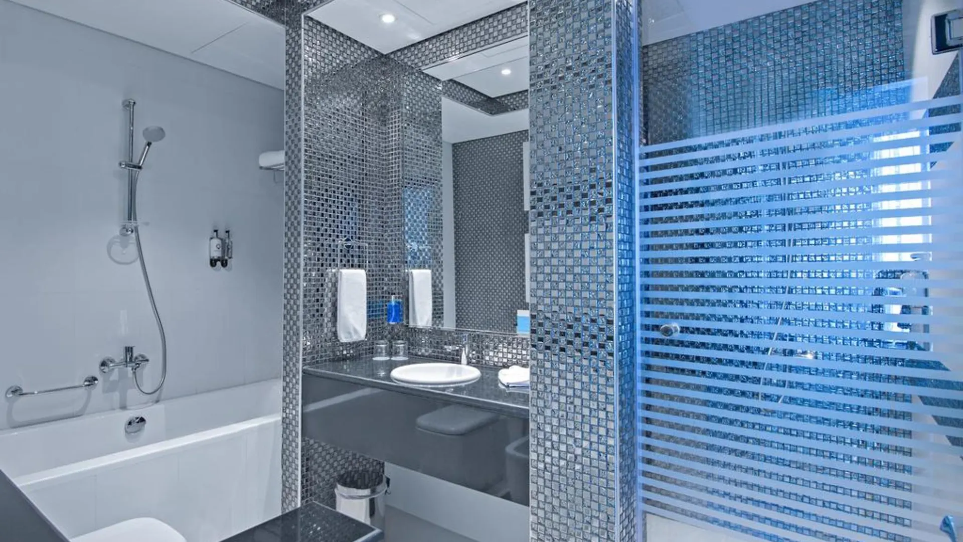 Signature 1 Hotel Tecom Ντουμπάι