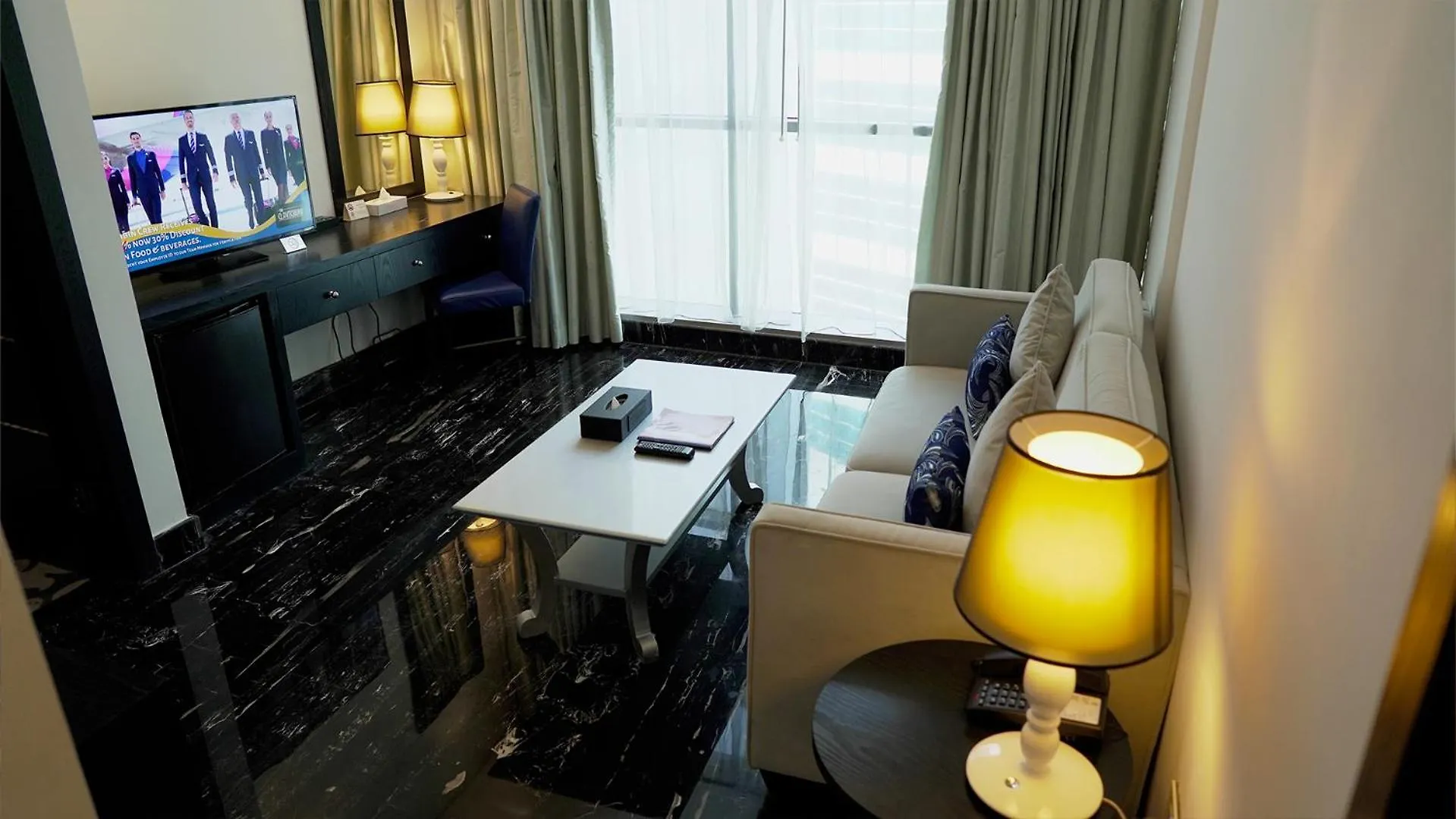 Signature 1 Hotel Tecom Ντουμπάι 4*,