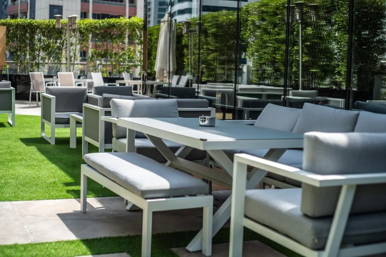 Signature 1 Hotel Tecom Ντουμπάι 4*,