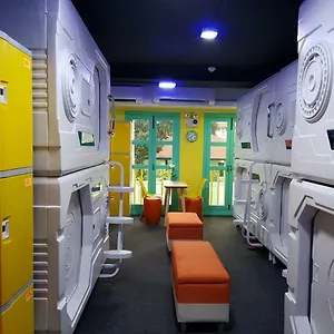 Galaxy Pods @ Chinatown Kapselhotel