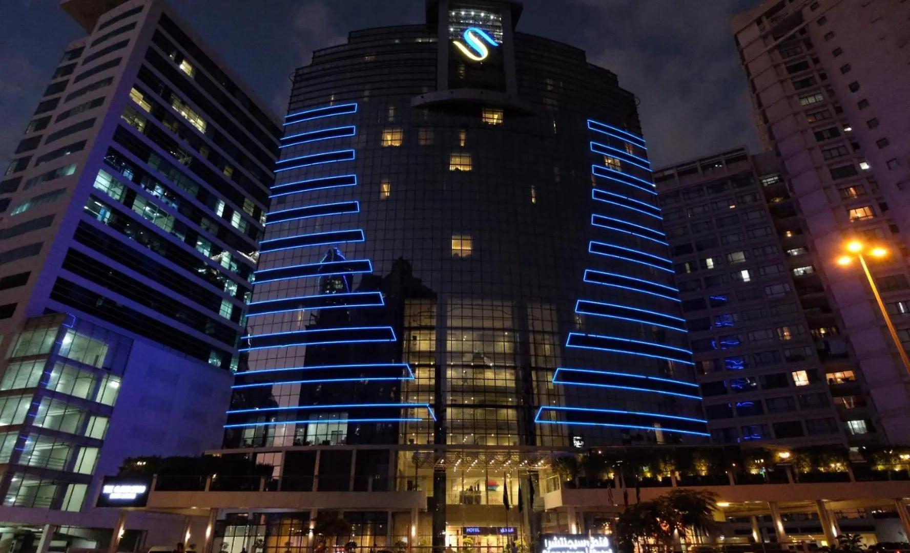 Signature 1 Hotel Tecom Dubaj Egyesült Arab Emírségek